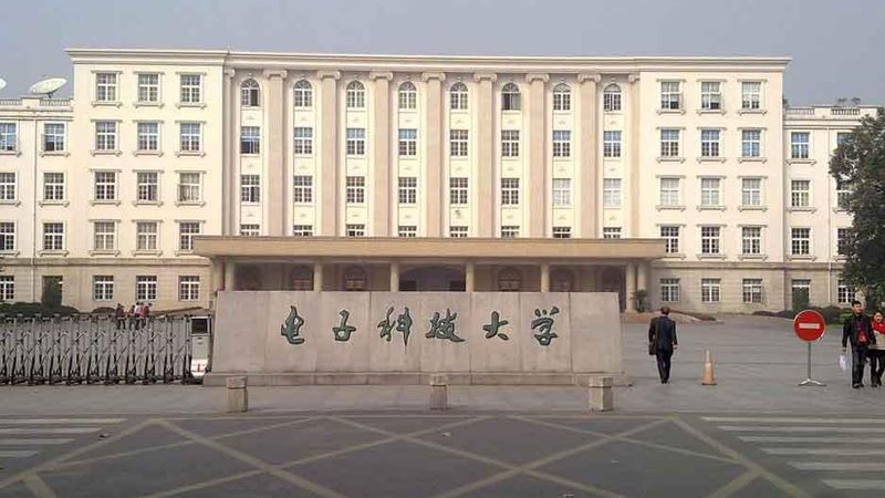 电子配件安装：从入门到精通的步骤解析