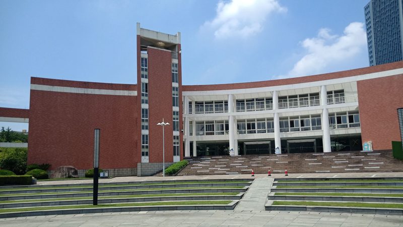 电子元件材质分类：揭秘电子世界的基石**